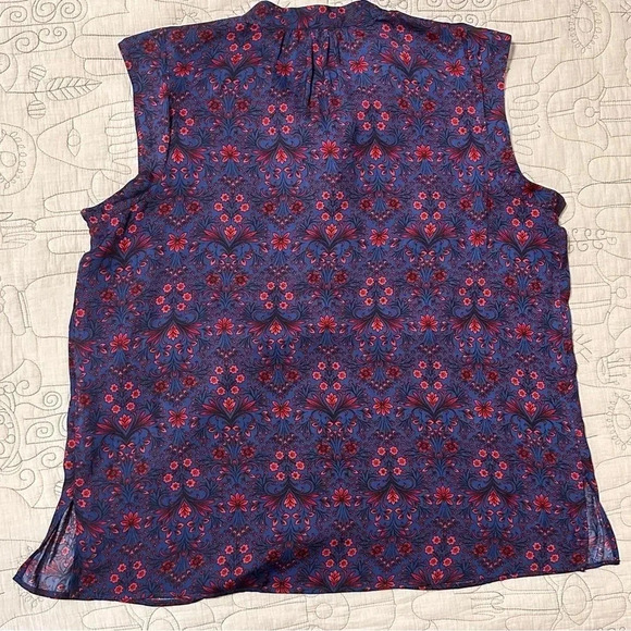 Joe Fresh Tie Neck Floral Top Size L - Picture 2 of 5